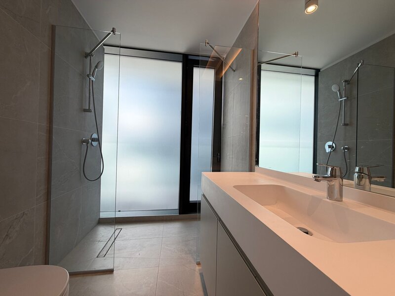 2025 One Floreasca Towers, 3 camere 110 mp, Totul Nou, Parcare