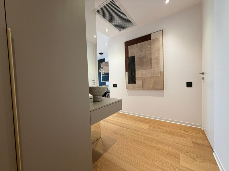 2025 One Floreasca Towers, 3 camere 110 mp, Totul Nou, Parcare